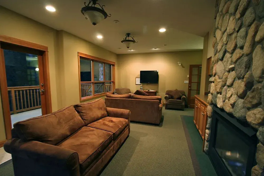 Pinnacle Lodge