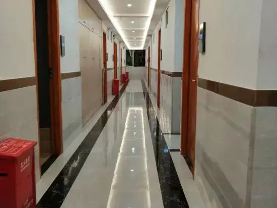 LianChen Hotel（Shenzhen North Railway Station）