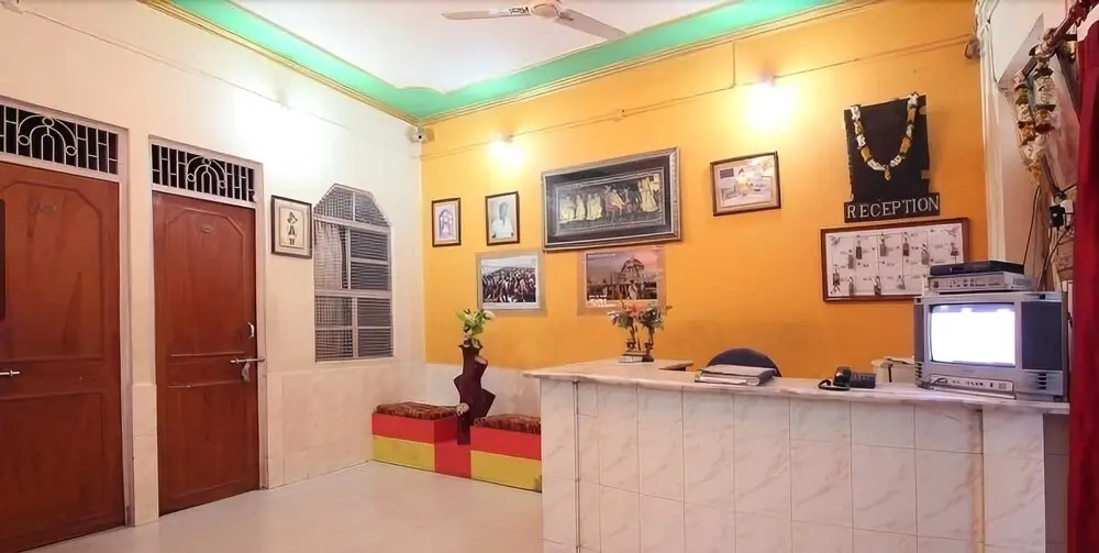 Shri Sai Kripa Guest House