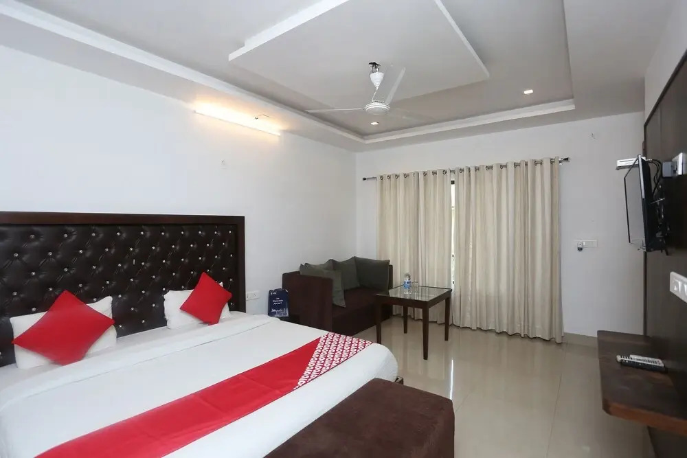 OYO 17290 The Tigers Pug Mark Resort