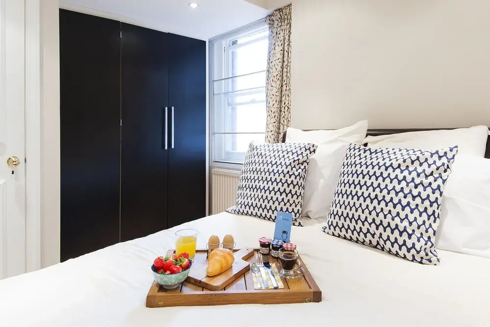 The South Kensington Courtfield Loft - ALR