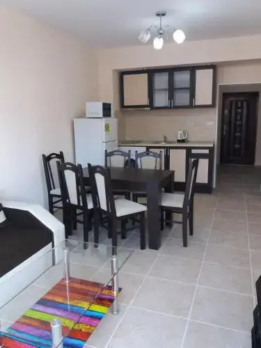 Golden Sea View Apartments 1