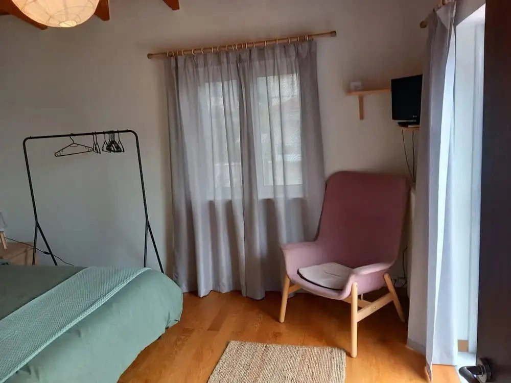Pavlos Loft Apartment - Leontari Garden Escape