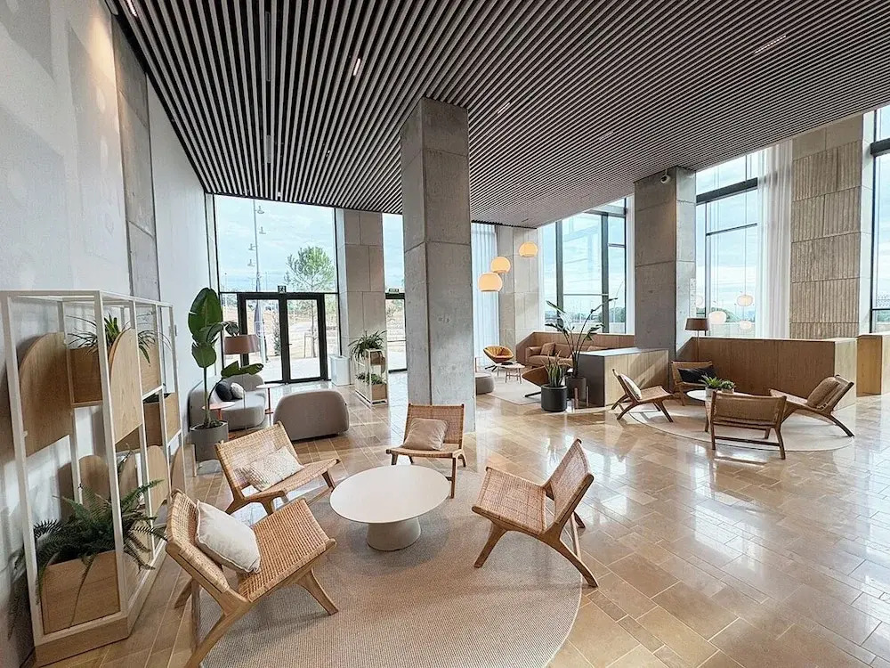 aparto Diagonal Suites