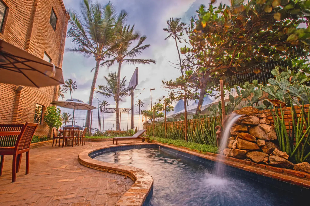 Cais da Praia Hotel