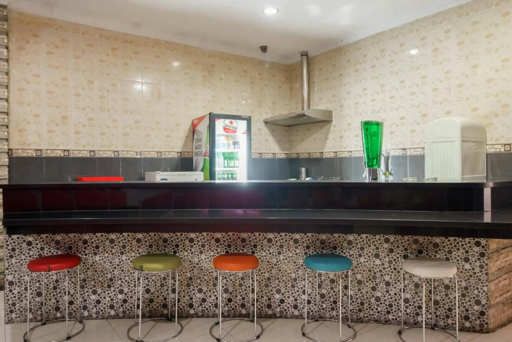 RedDoorz near City Walk Lippo Cikarang
