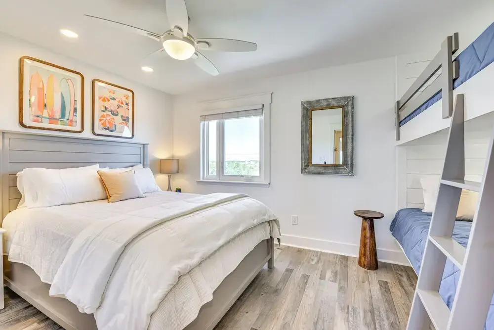 Steps to Sand: Condo w/ Pool in Panama City Beach