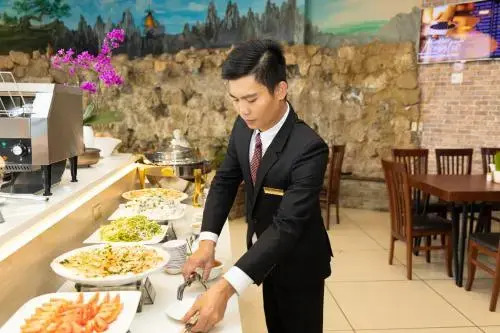 Hoang Loc Hotel