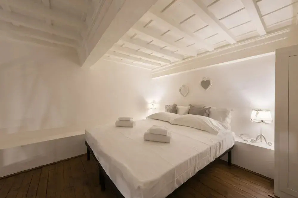 Toscanella Romantic