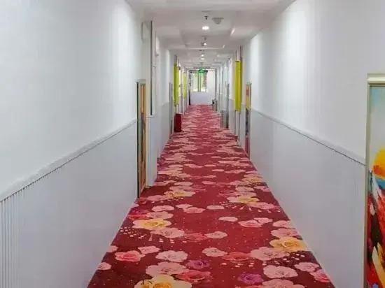 Hongfu Business Hotel (Dongguan Dalangzhen Station Branch)