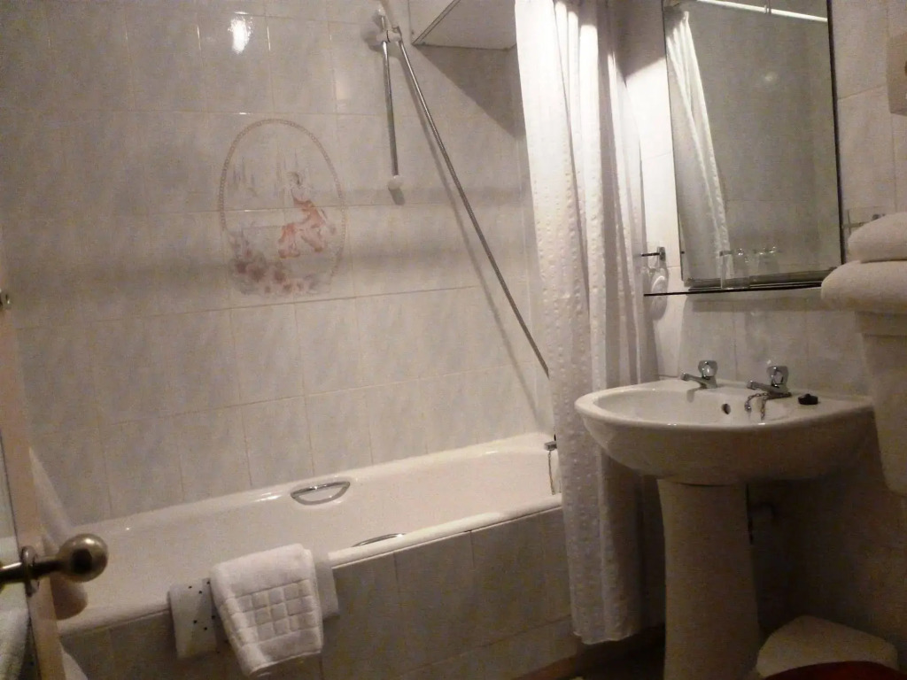 Moulin Hotel