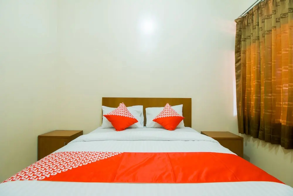 Edotel Smkn 1 Pacet by OYO Rooms