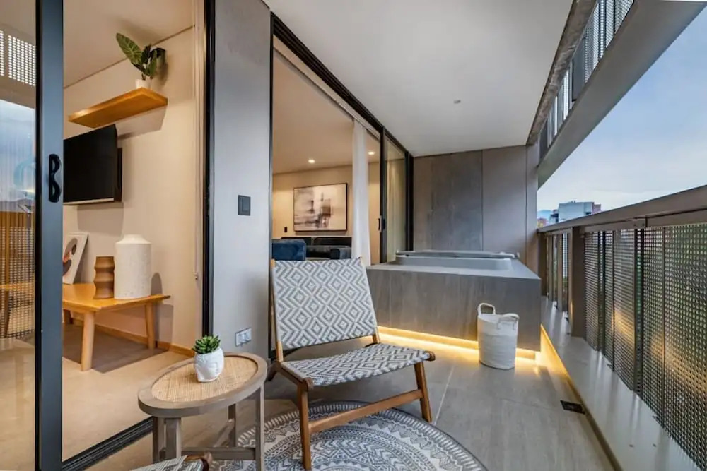 W Apartment 511 in Medell n