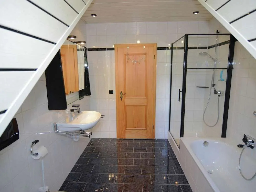 Homely Apartment with BBQ in Riedenburg Prunn near Forest