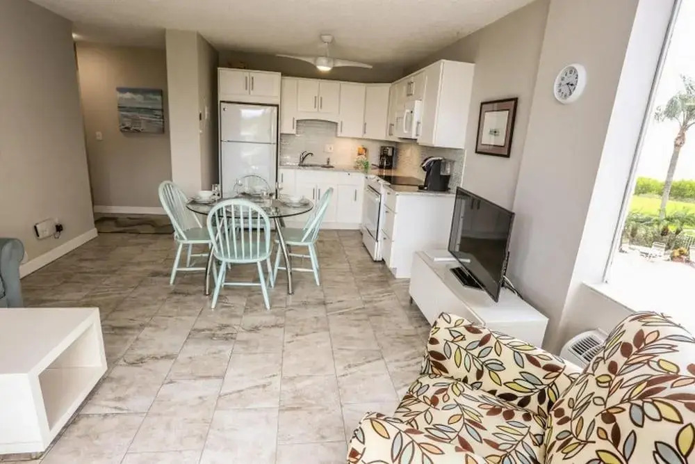 Estero Beach And Tennis 806 B