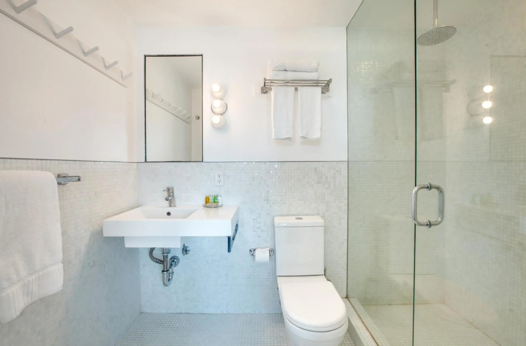 Venice Breeze Suites