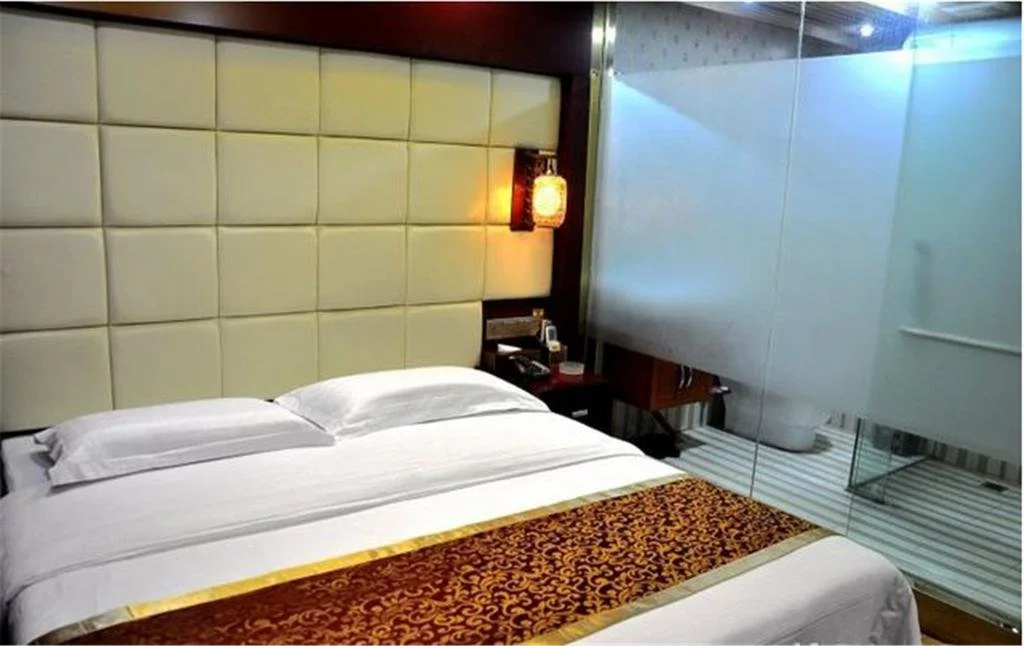 Yinchuan Sihai Yijia Inn