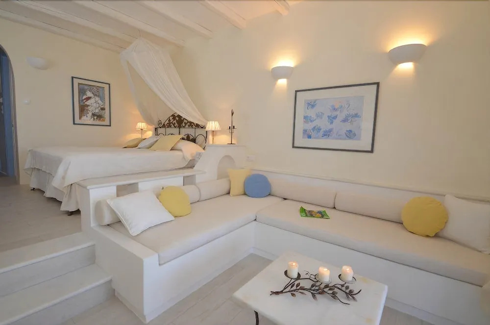 Villa Marandi Luxury Suites