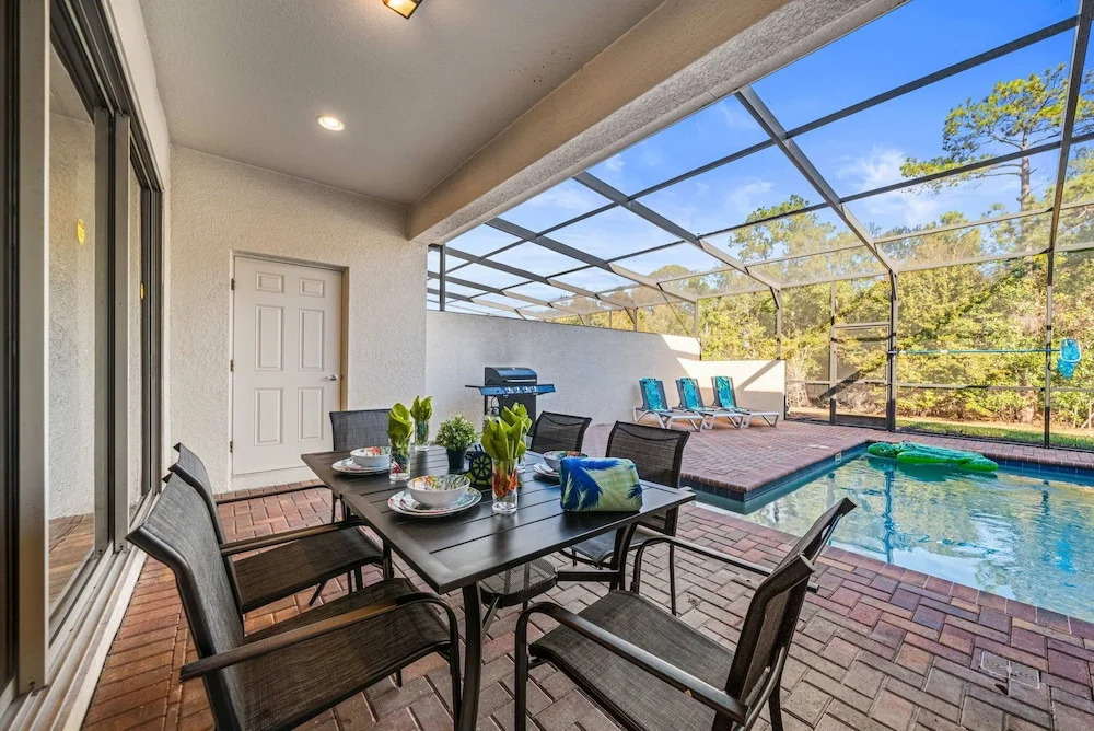 5BR Minions Mickey Rooms w Pool Sun Shelf 8879