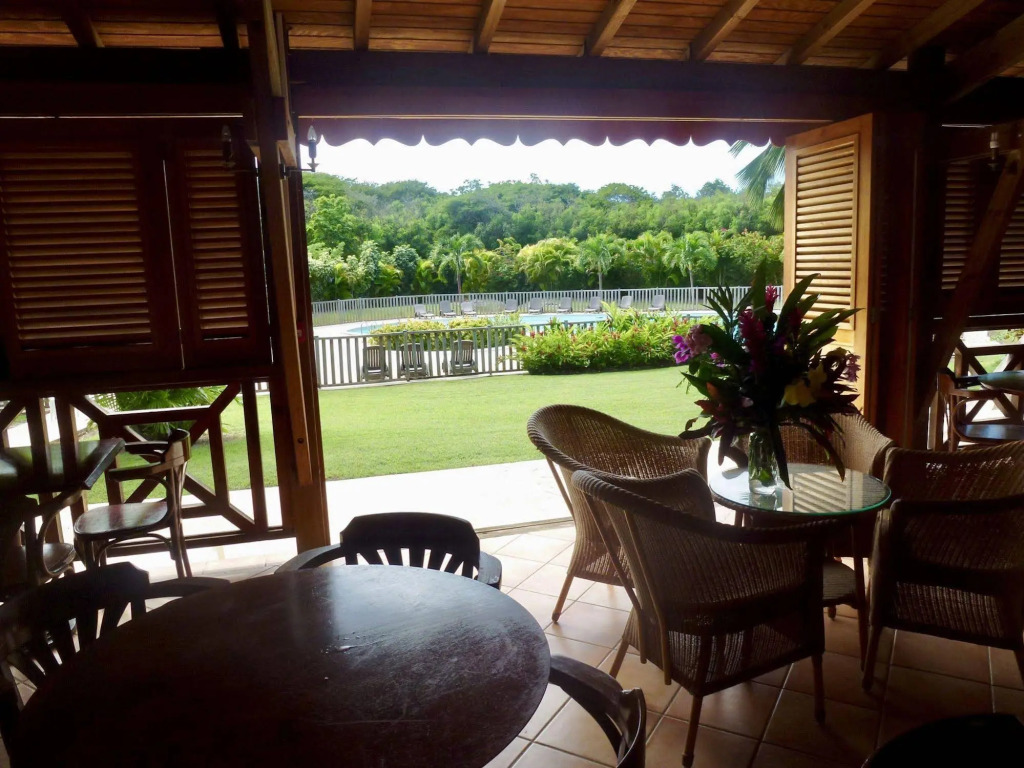 Résidence Le Vallon Guadeloupe Parc Piscine Appartements & Studios