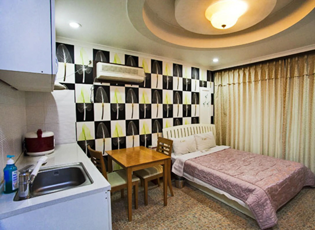 Drama Motel
