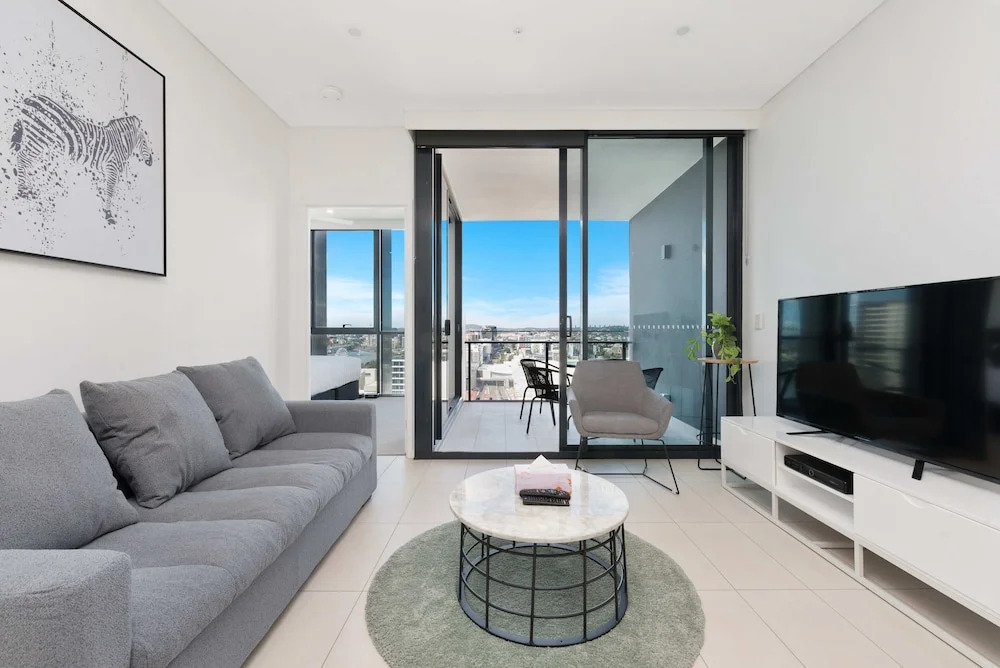 Hope Street Apartments by CLLIX
