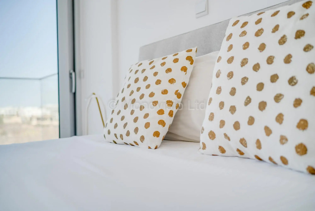 Olivine Pearl 16