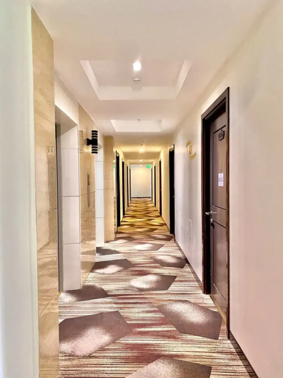 I - Suites Hotel