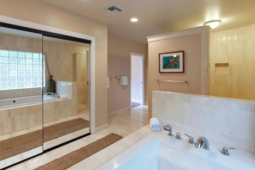 Hale Nene Pool, Spa Tub & Ocean Views!
