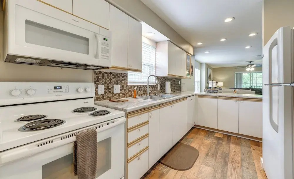 Resort-style Amenities! Convenient Branson Condo