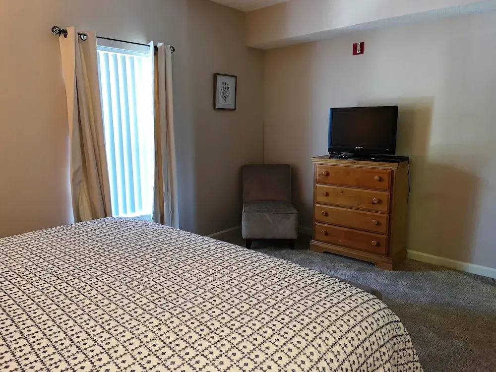 Whispering Pines 114
