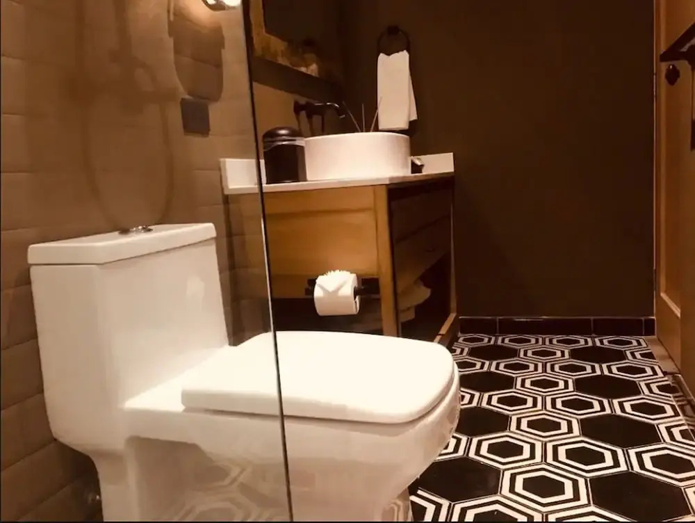 Hotel Bouquet (Adults Only)