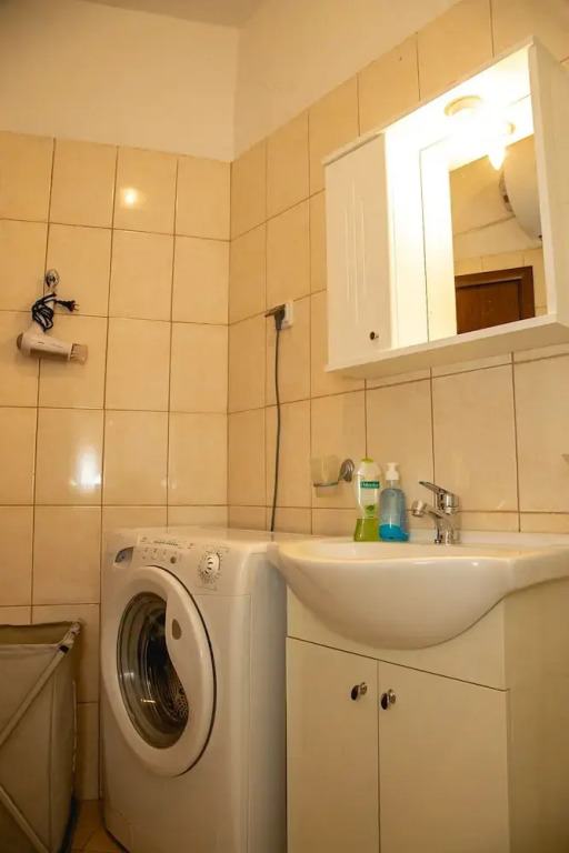 FM Premium 1-BDR Apartment with Pool & Parking - Summer Days