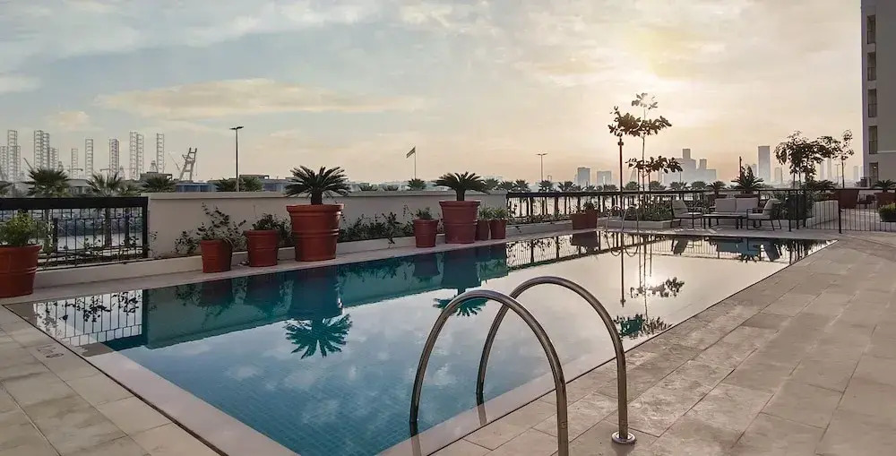 Lux  The La Rive Sea View Suite