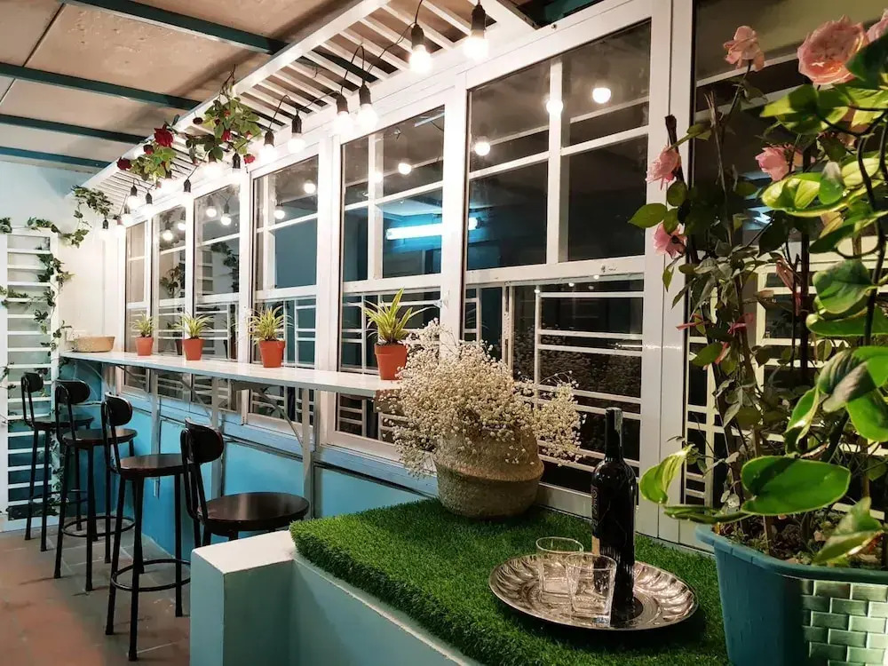Flower Hostel