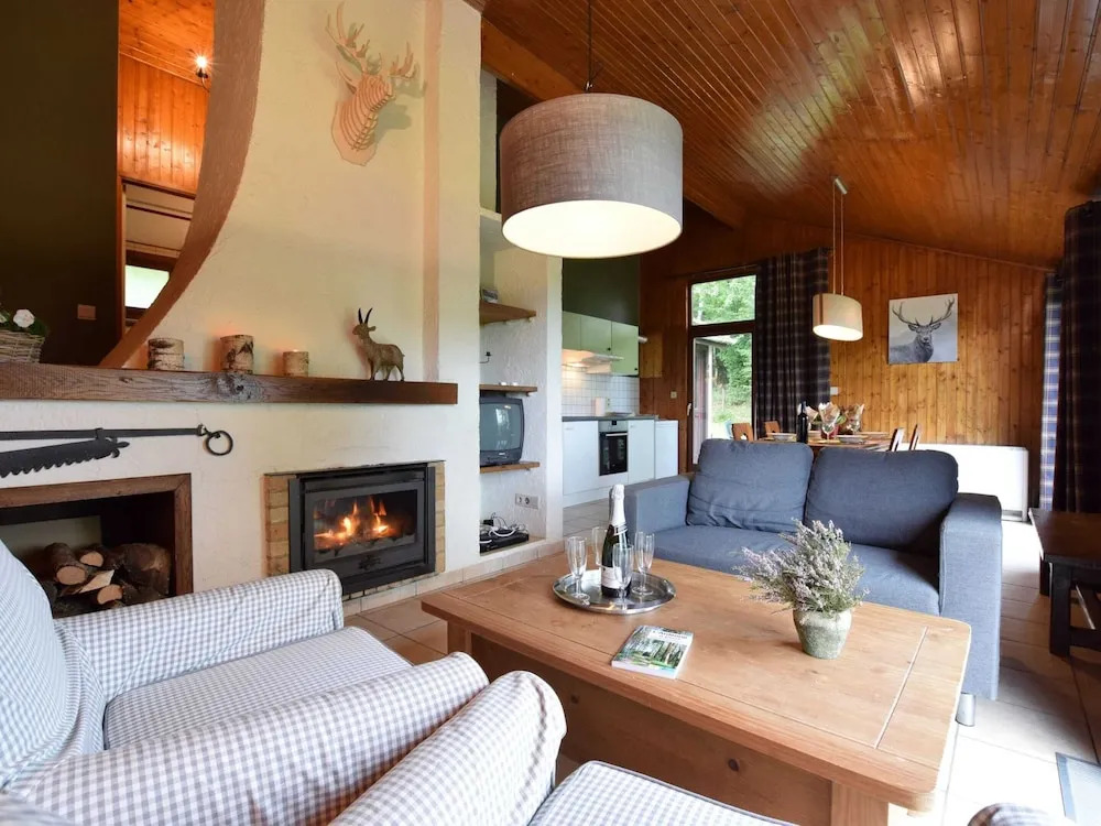 Peaceful Holiday Home in Tenneville near Forest