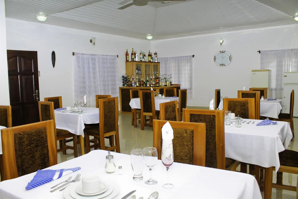 Big Apple D. E Hotel