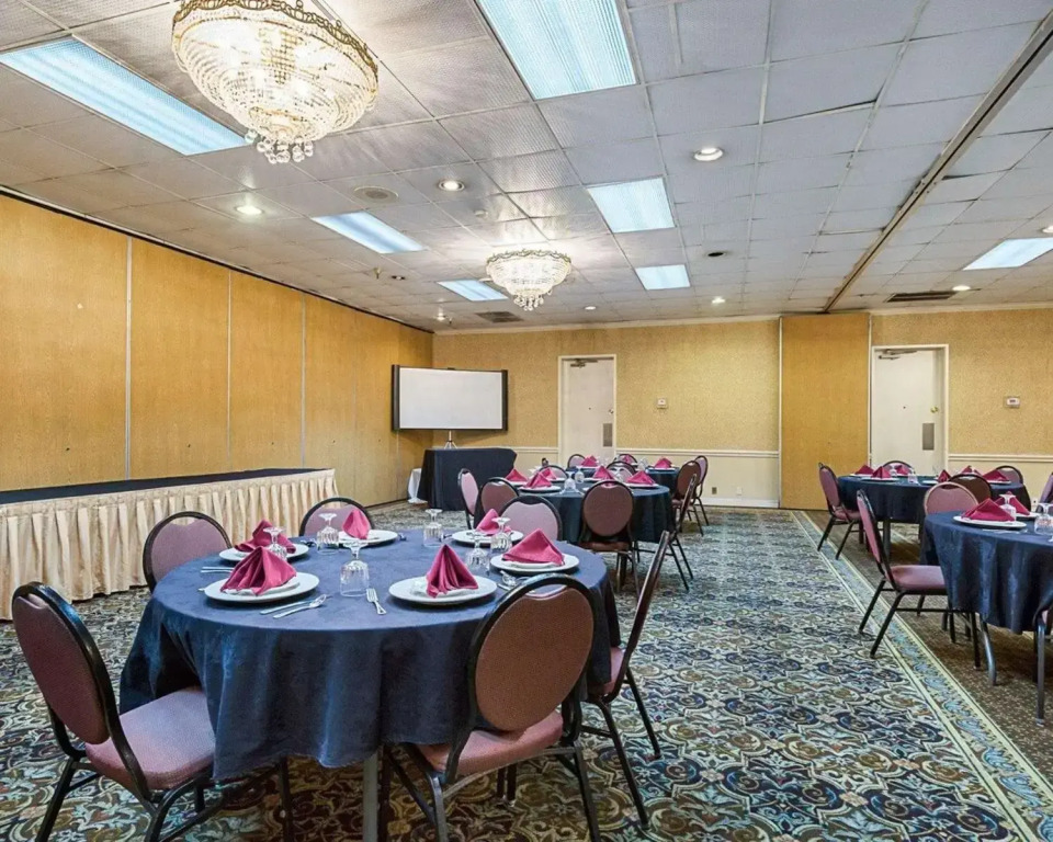 GreenTree Hotel & Extended Stay I-10 FWY Houston, Channelview, Baytown