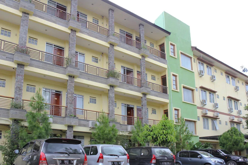 Airy Dago Tubagus Ismail 8 Bandung