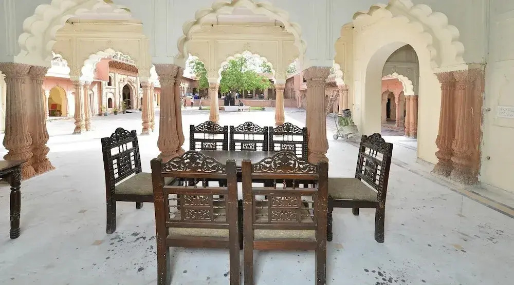 Raja Nahar Singh Palace