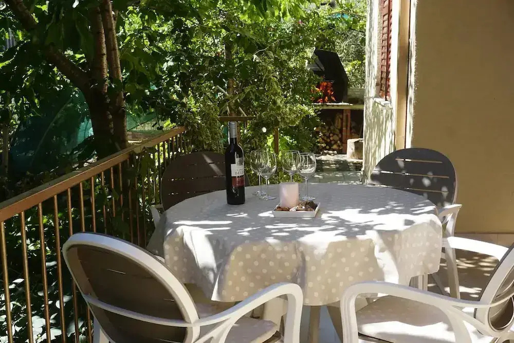 Modern Trogir Apartment With Private Patio, Bbq, and Close to Beach