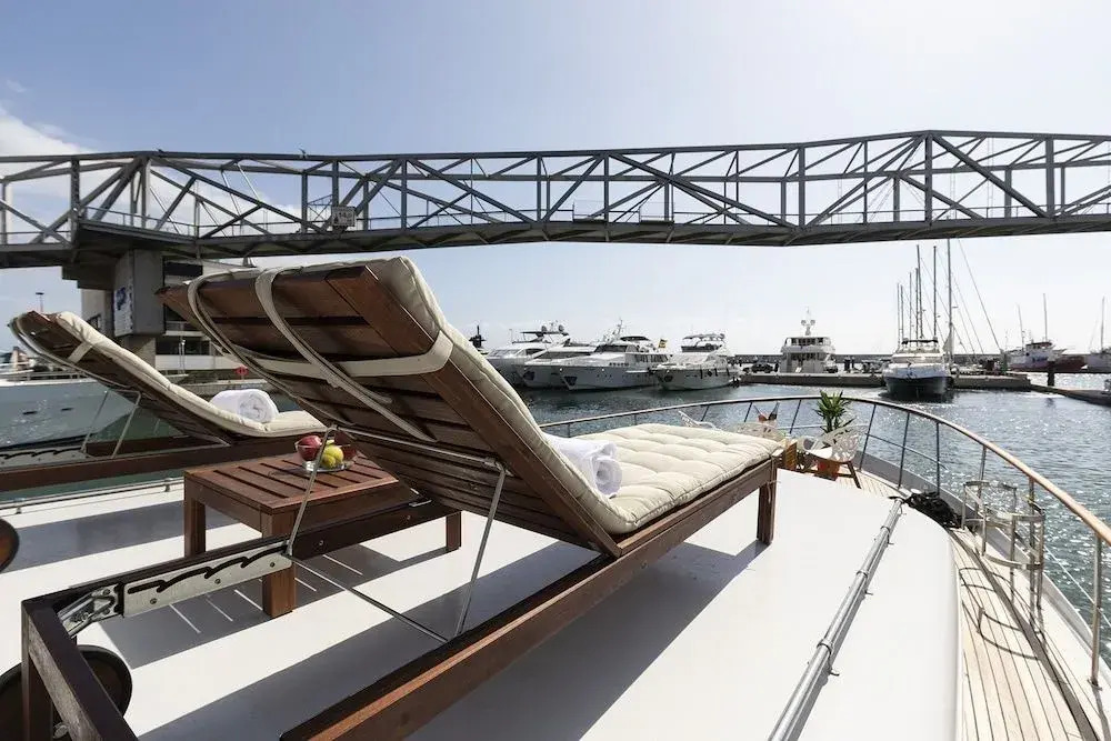 Luxury Boat in Port Forum