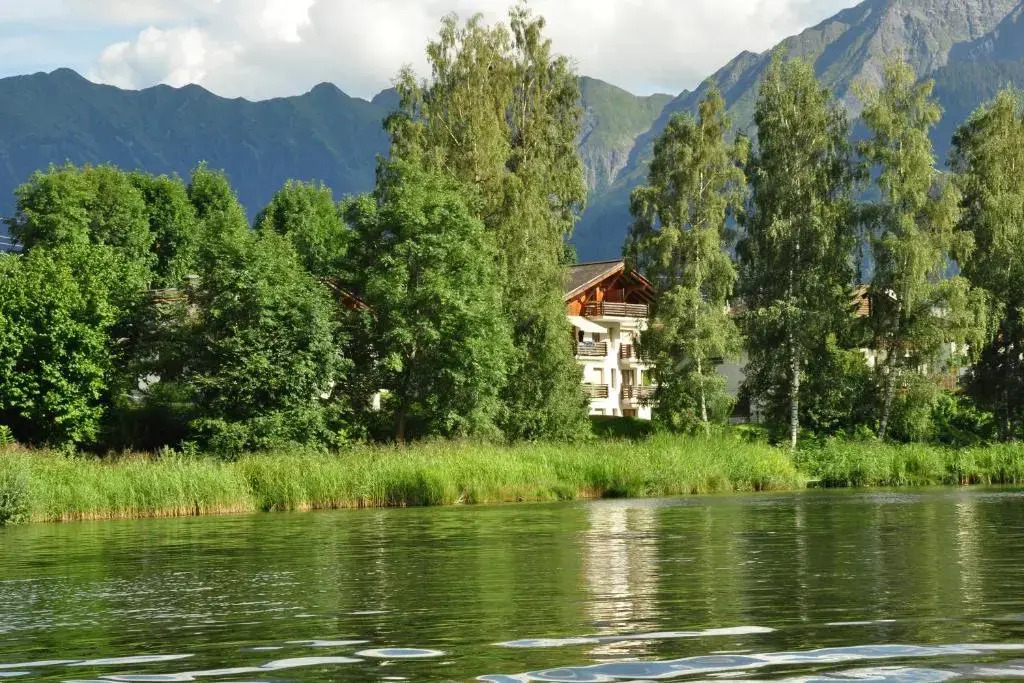 Lakeside - 3.5 Zimmer Ferienwohnung am Laaxersee