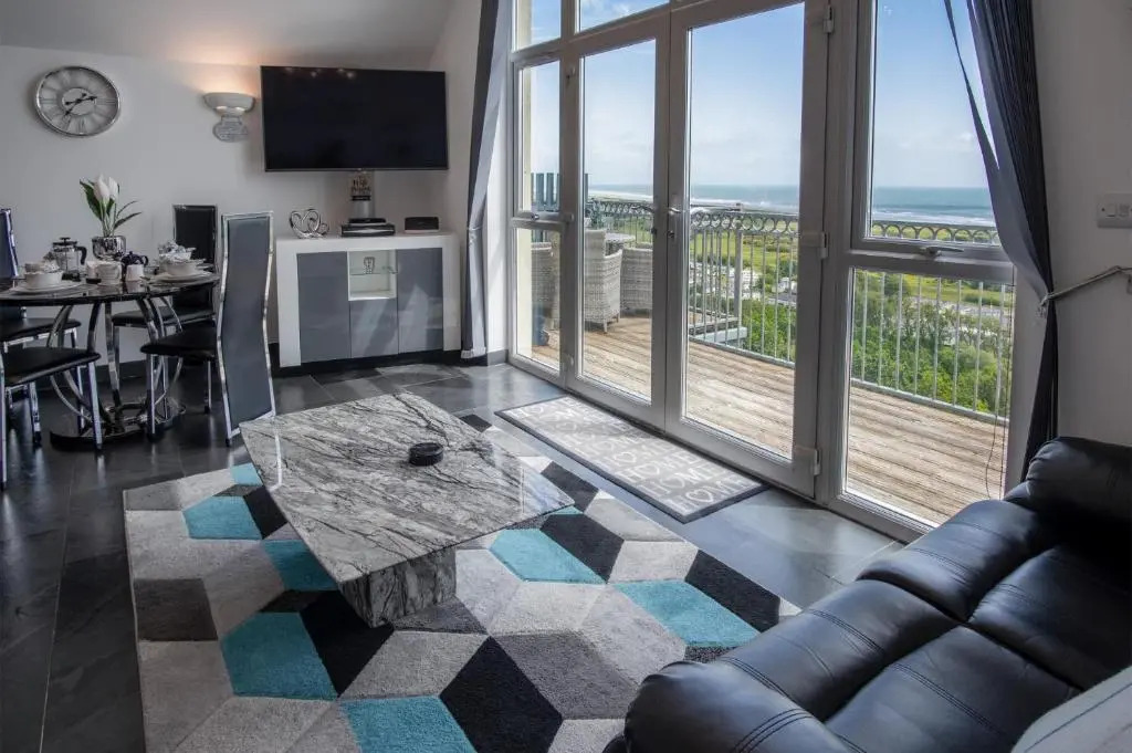 Nautilus - 2 Bedroom Apartment - Pendine