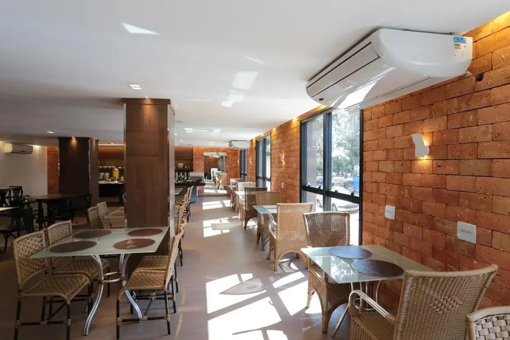 Oasis Plaza Hotel