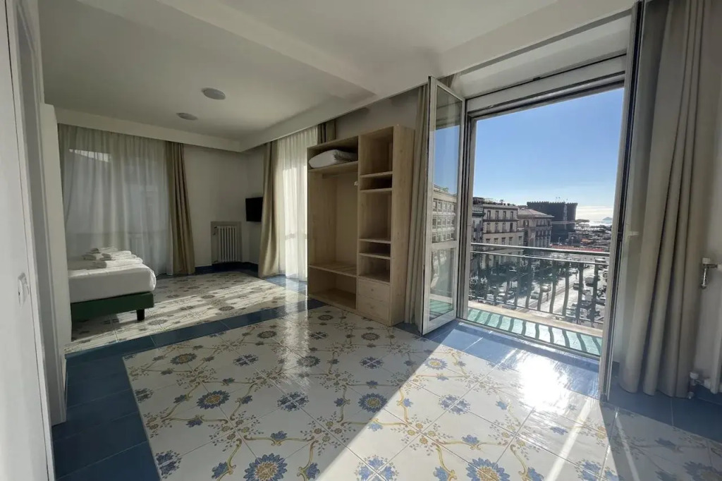 Napolitamo Hotel Medina