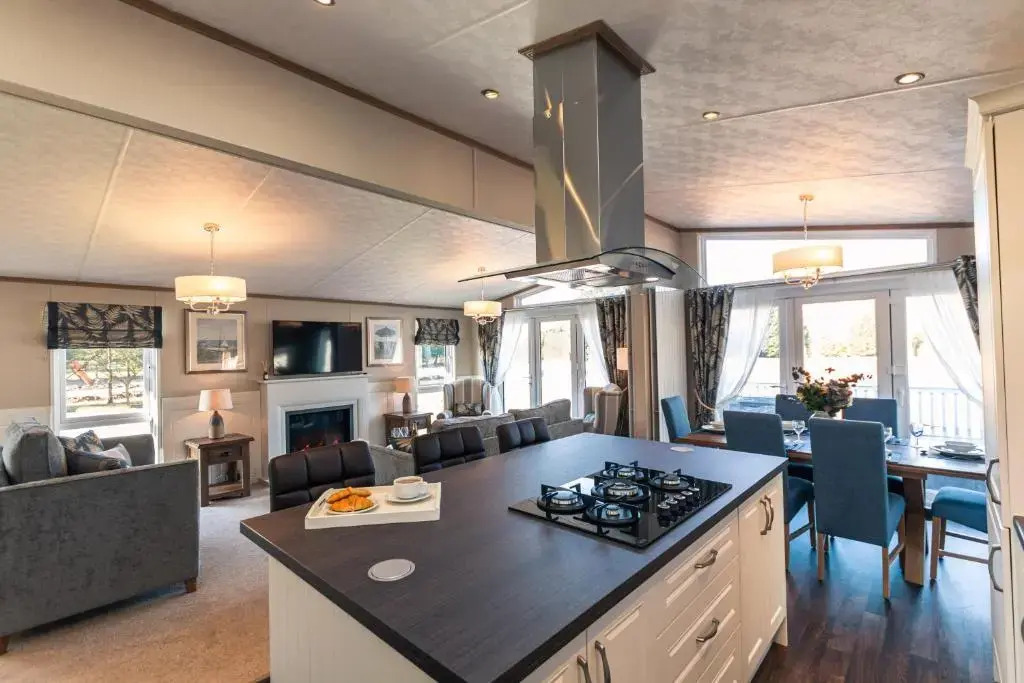 Birdie Lodge