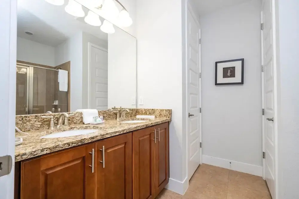 Enchanting Encore Escape 8BR Oasis Near Disney Magic, Kissimmee