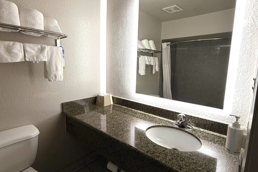 Days Inn by Wyndham Van Horn TX