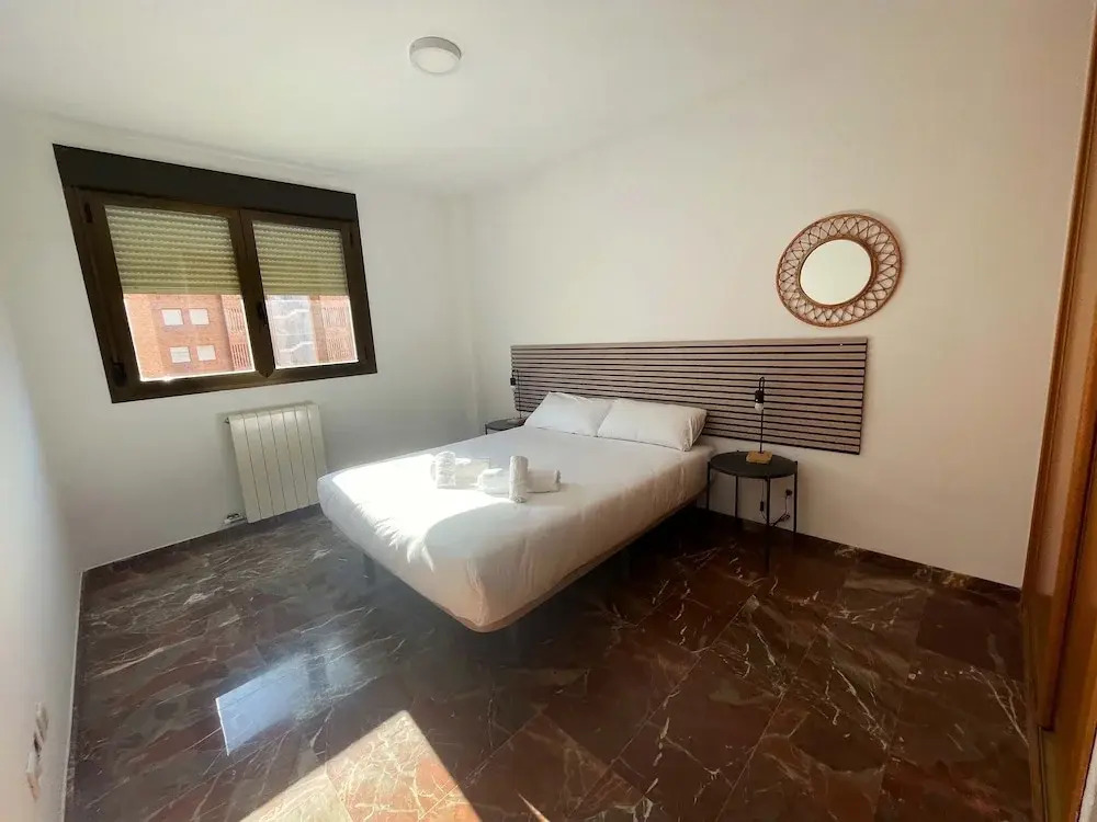 Apartamentos Zaragoza Suites El Pilar 3000